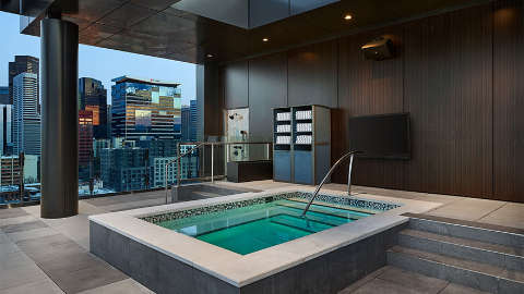 Accommodation - The Rally Hotel at McGregor Square - Pool view - Denver