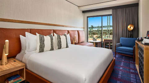 Guest room