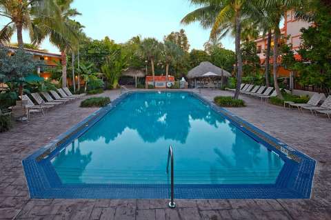 Accommodation - Courtyard Key West Waterfront - Pool view - Key West