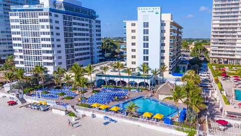 Accommodation - Ocean Sky Hotel and Resort - Fort Lauderdale