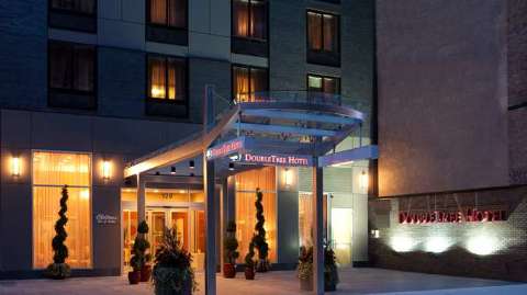 Accommodation - DoubleTree by Hilton New York City - Chelsea - Exterior view - New York