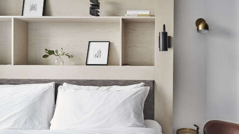Guest room