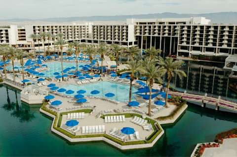 Accommodation - Desert Springs, A JW Marriott Resort & Spa - Pool view - Palm Desert