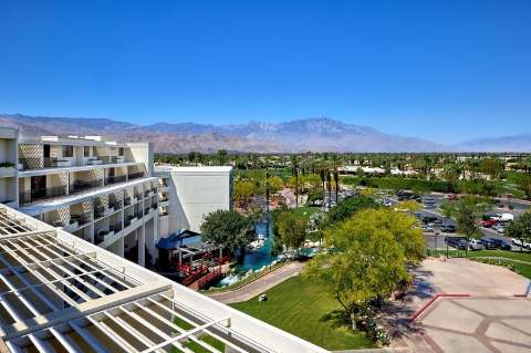 Accommodation - Desert Springs, A JW Marriott Resort & Spa - Guest room - Palm Desert