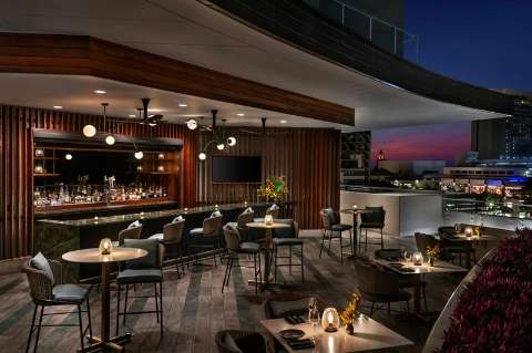 Carlton Residences, Waikiki Beach