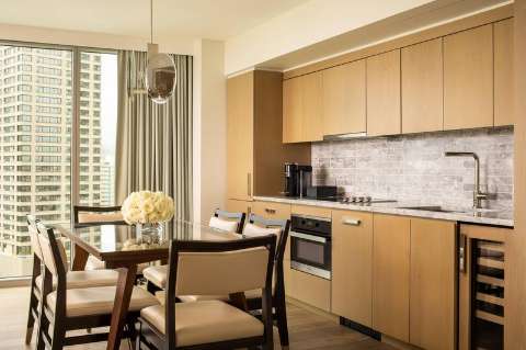 Carlton Residences, Waikiki Beach