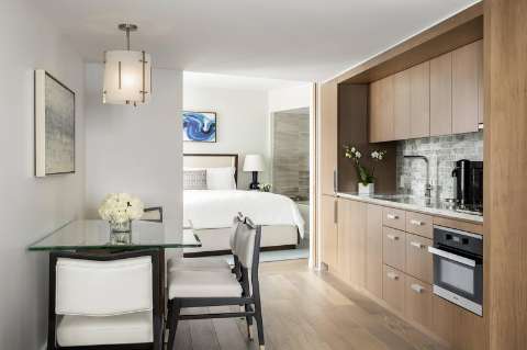 Carlton Residences, Waikiki Beach