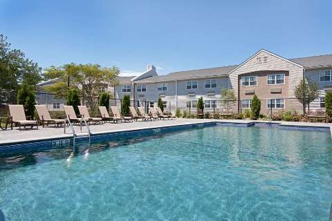 Accommodation - DoubleTree by Hilton Cape Cod - Hyannis - Pool view - Hyannis