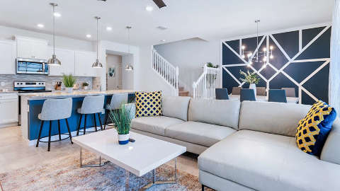 Accommodation - Windsor Island Resort Townhomes - Guest room