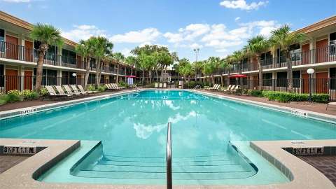 Acomodação - Ramada Hotel Gateway - Orlando