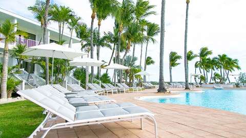 Accommodation - Hawks Cay Resort - Pool view