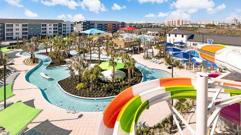Vue sur piscine