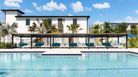 Vue sur piscine