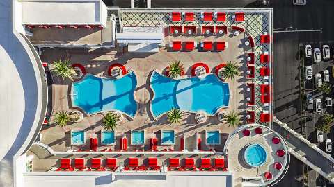 Vista al Piscina