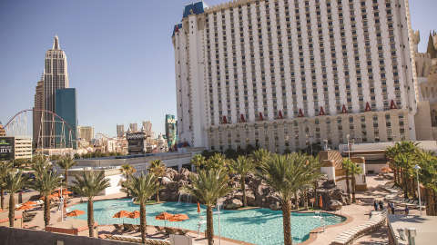 Acomodação - Excalibur - Vista para a Piscina - Las Vegas