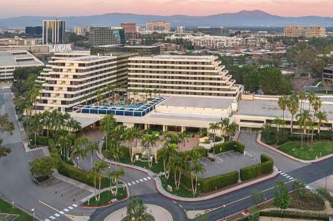 Accommodation - Renaissance Newport Beach Hotel - Beach - Newport Beach