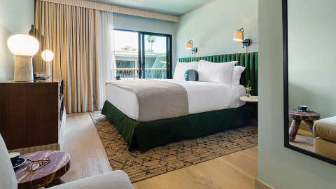 Guest room
