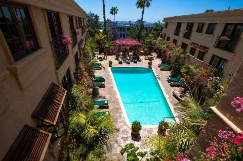 Acomodação - BEST WESTERN PLUS Sunset Plaza Hotel - Vista para a Piscina - West Hollywood