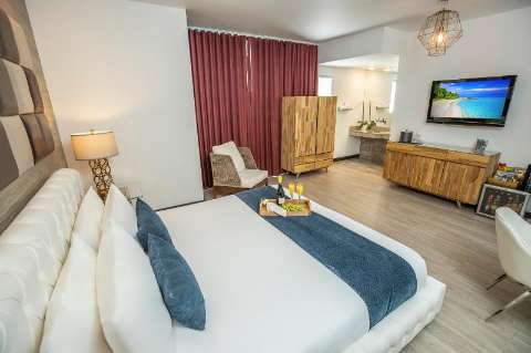 Accommodation - Catalina Hotel - Guest room - MIAMI BEACH