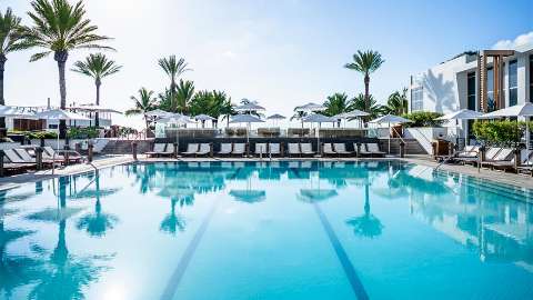 Accommodation - Eden Roc Miami Beach - Pool view - Miami