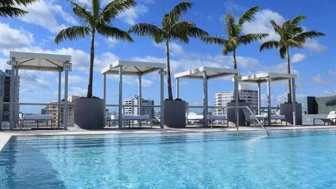Hébergement - SBH South Beach Hotel - Vue sur piscine - Miami