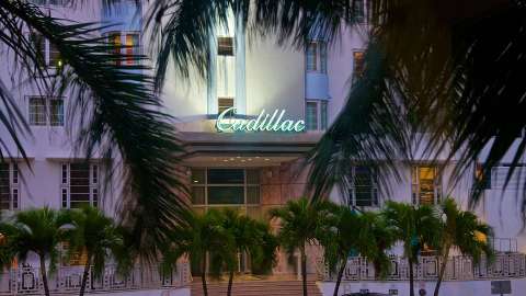 Accommodation - Cadillac Hotel & Beach Club   - Miami