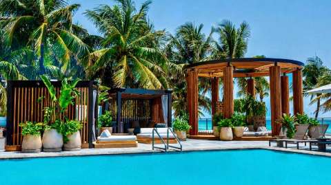 Accommodation - The Diplomat Beach Resort, Curio Collection - Pool view