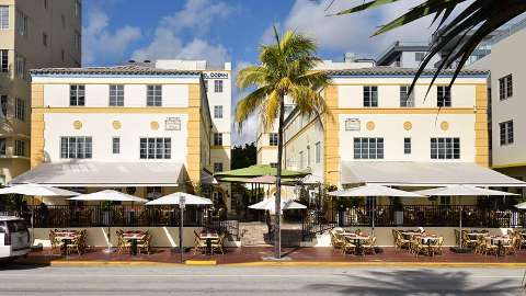 Acomodação - Hotel Ocean - Vista para o exterior - Miami
