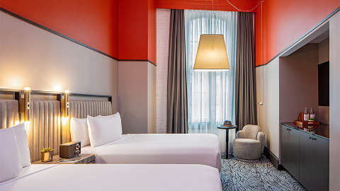 Guest room