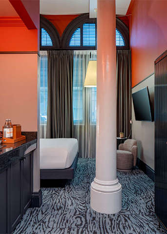 Guest room