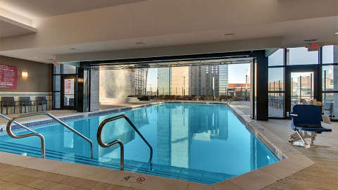 Accommodation - Drury Plaza Hotel Nashville Downtown - Pool view - Nashville