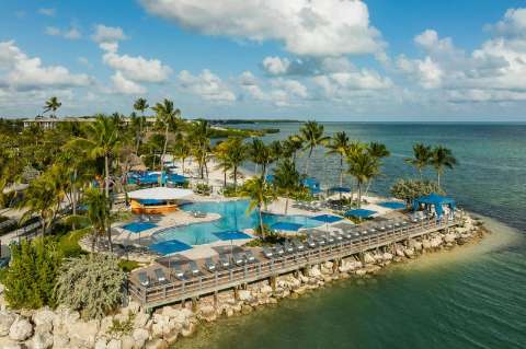 Accommodation - Three Waters Resort and Marina Islamorada a Tribute Portfolio Resort - Pool view - Islamorada