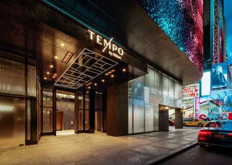 Accommodation - Tempo by Hilton New York Times Square - Exterior view - New York City