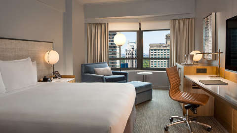 Accommodation - New York Hilton Midtown - Guest room - New York