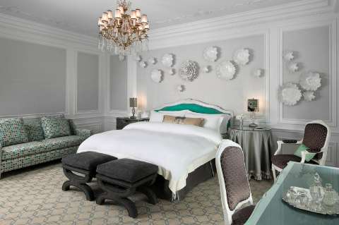 Guest room