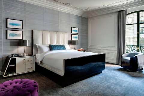 Guest room