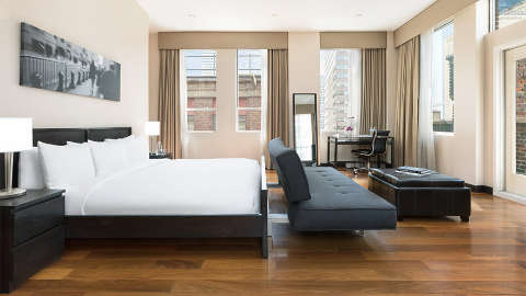 Guest room