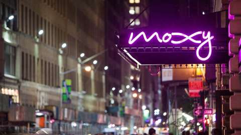 Accommodation - Moxy Times Square - New York