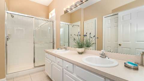 OceanBeds/OceanBeds/IHProperty/Accommodation/615/aeulxxjvpyyur3a3b55x