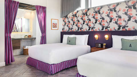 Guest room