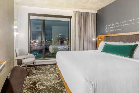 Accommodation - Cambria Boston Downtown - Guest room - Boston