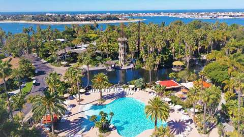 Accommodation - Paradise Point Resort & Spa - Exterior view - Mission Bay