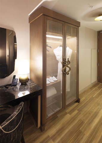 Guest room