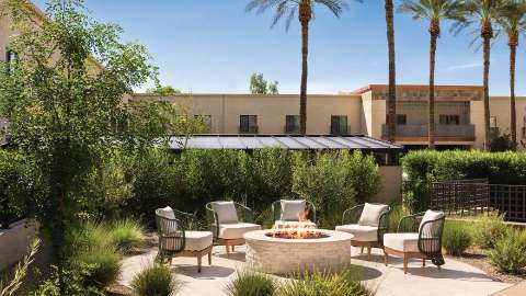 Accommodation - Hilton Scottsdale Resort and Villas - Exterior view
