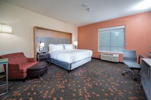 CREVE COEUR by IHG