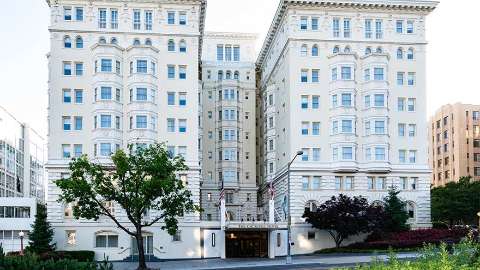 Accommodation - The Churchill Hotel near Embassy Row - Exterior view