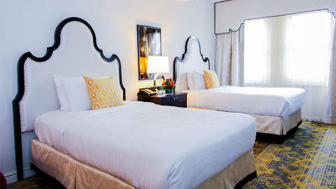 Accommodation - The Churchill Hotel near Embassy Row - Suite