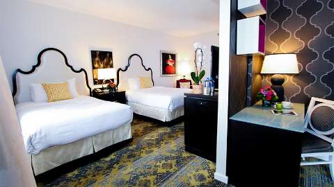 Accommodation - The Churchill Hotel near Embassy Row - Suite
