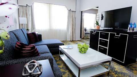 Accommodation - The Churchill Hotel near Embassy Row - Suite