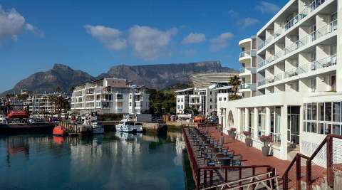 Accommodation - Radisson Blu Hotel Waterfront - Exterior view - Cape Town